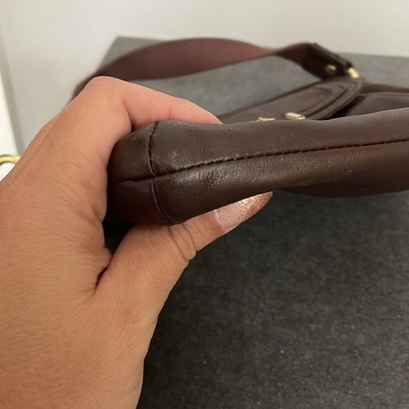 Preloved Penelope Coach Leather crossbody - Picture 6 of 12